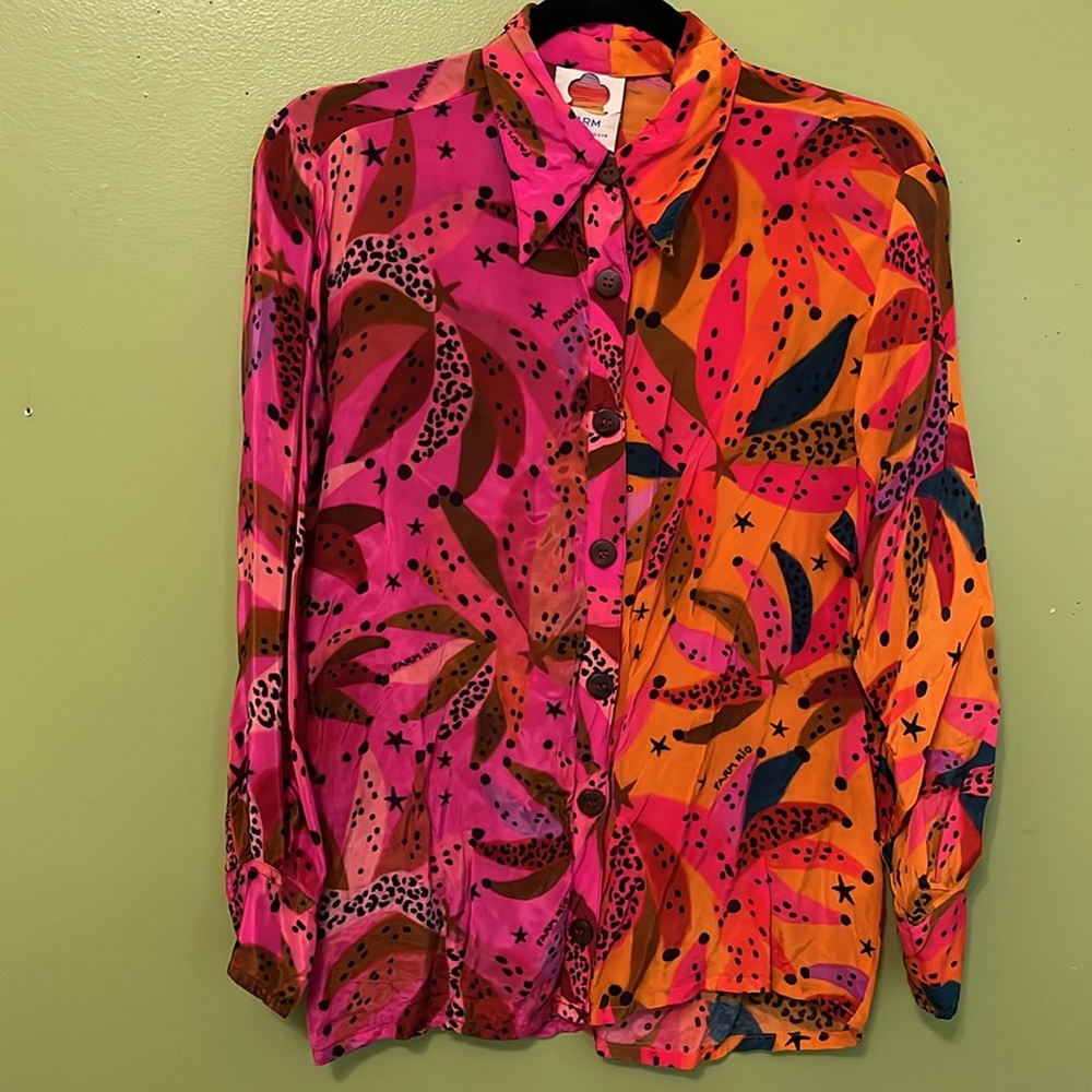 EUC Farm Rio Classic Buttondown Shirt - Picture 5 of 8